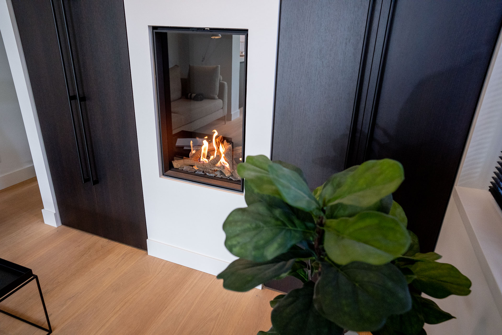 realisatie inbouw gaskachel in een woning in Cadzand